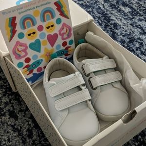 Ten Little Minimalist Toddler Shoes